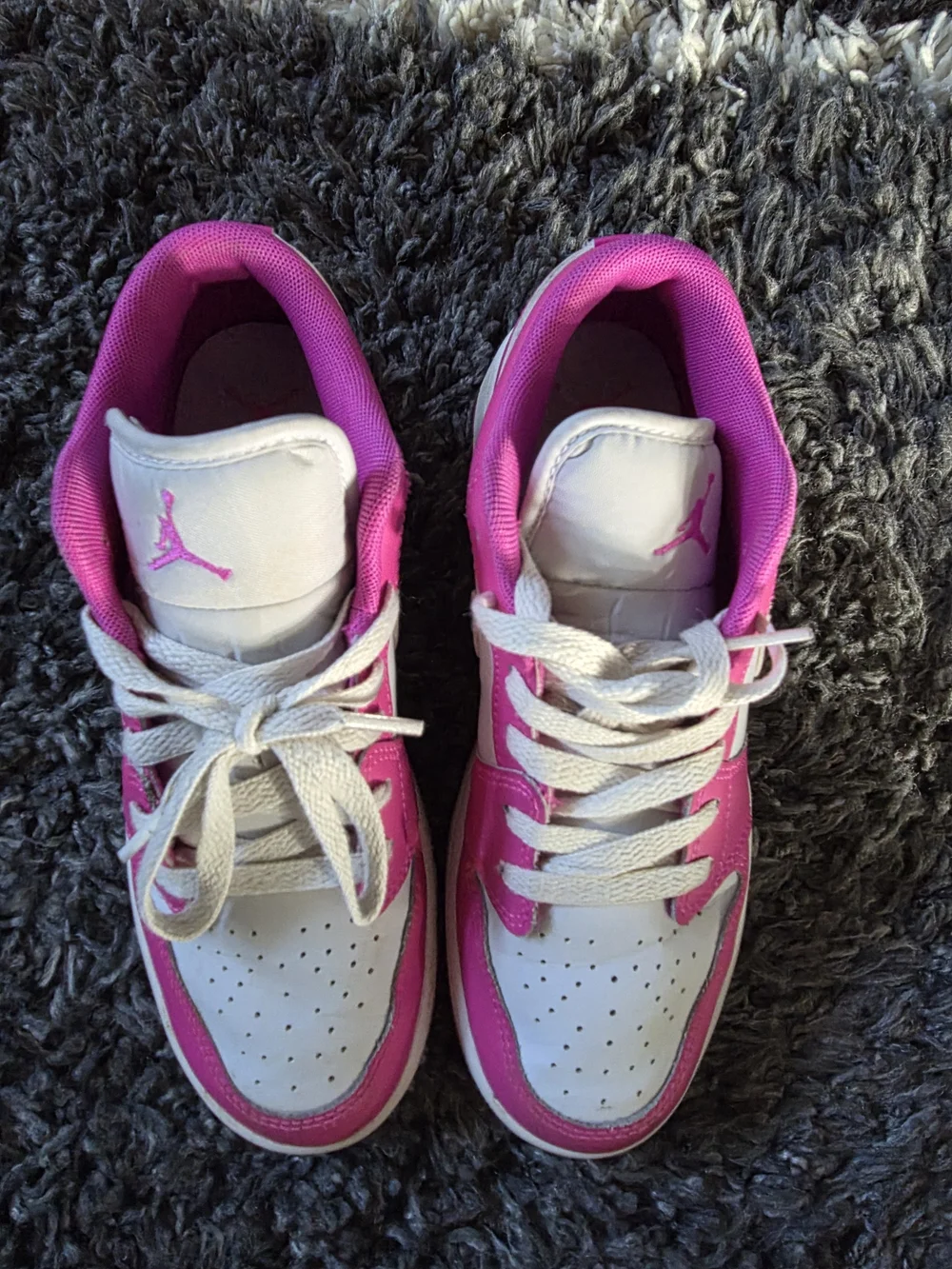 Nike classic low